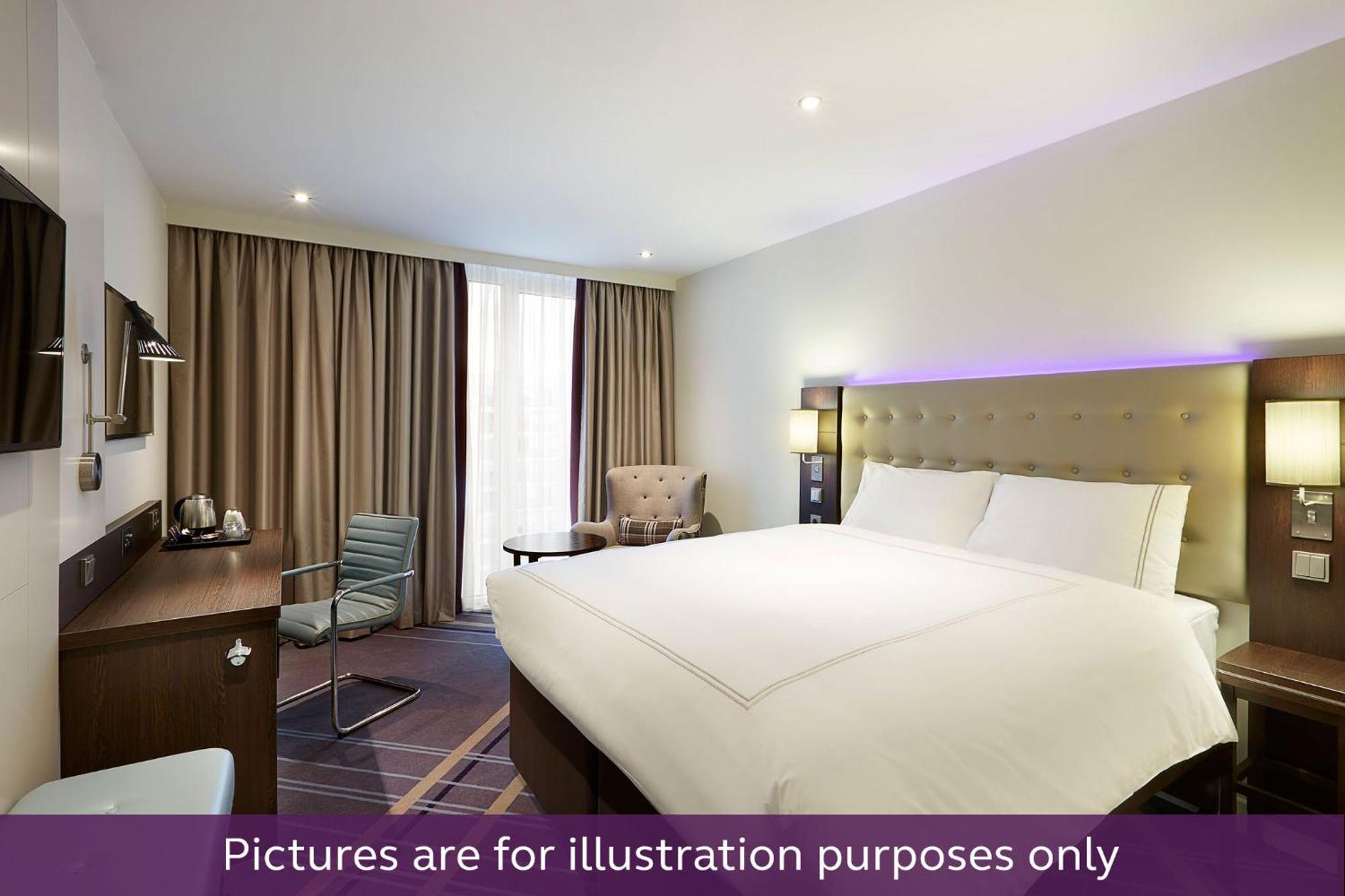 Premier Inn Muenchen Messe Haar  Esterno foto